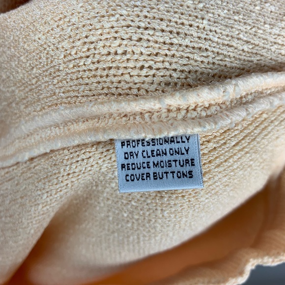 St. John Santana Knit Yellow Skirt, Sz 4 - Picture 8 of 8